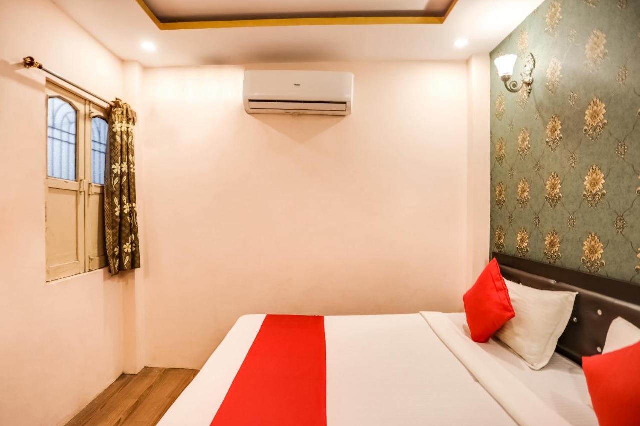 Spot On 45585 Hotel Aakash Ganga Варанаси Экстерьер фото