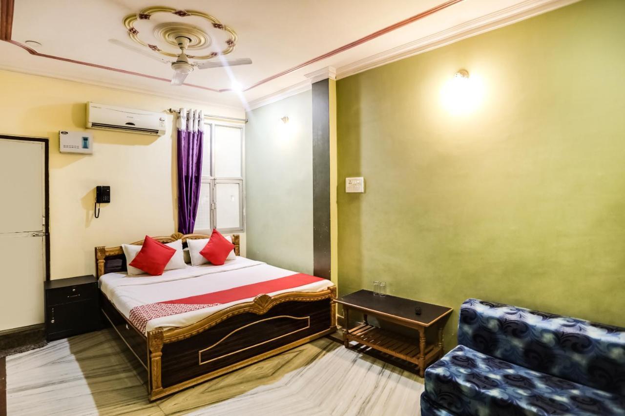 Spot On 45585 Hotel Aakash Ganga Варанаси Экстерьер фото